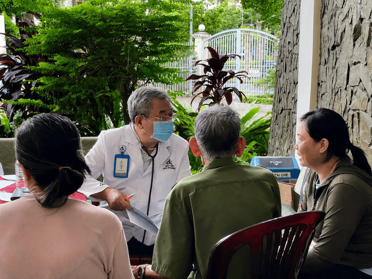 BỆNH VIỆN ĐỨC KHANG ĐỒNG HÀNH CÙNG PHƯỜNG AN ĐÔNG TRONG CHƯƠNG TRÌNH CHĂM SÓC SỨC KHỎE NHÂN NGÀY THƯƠNG BINH – LIỆT SĨ 27/7