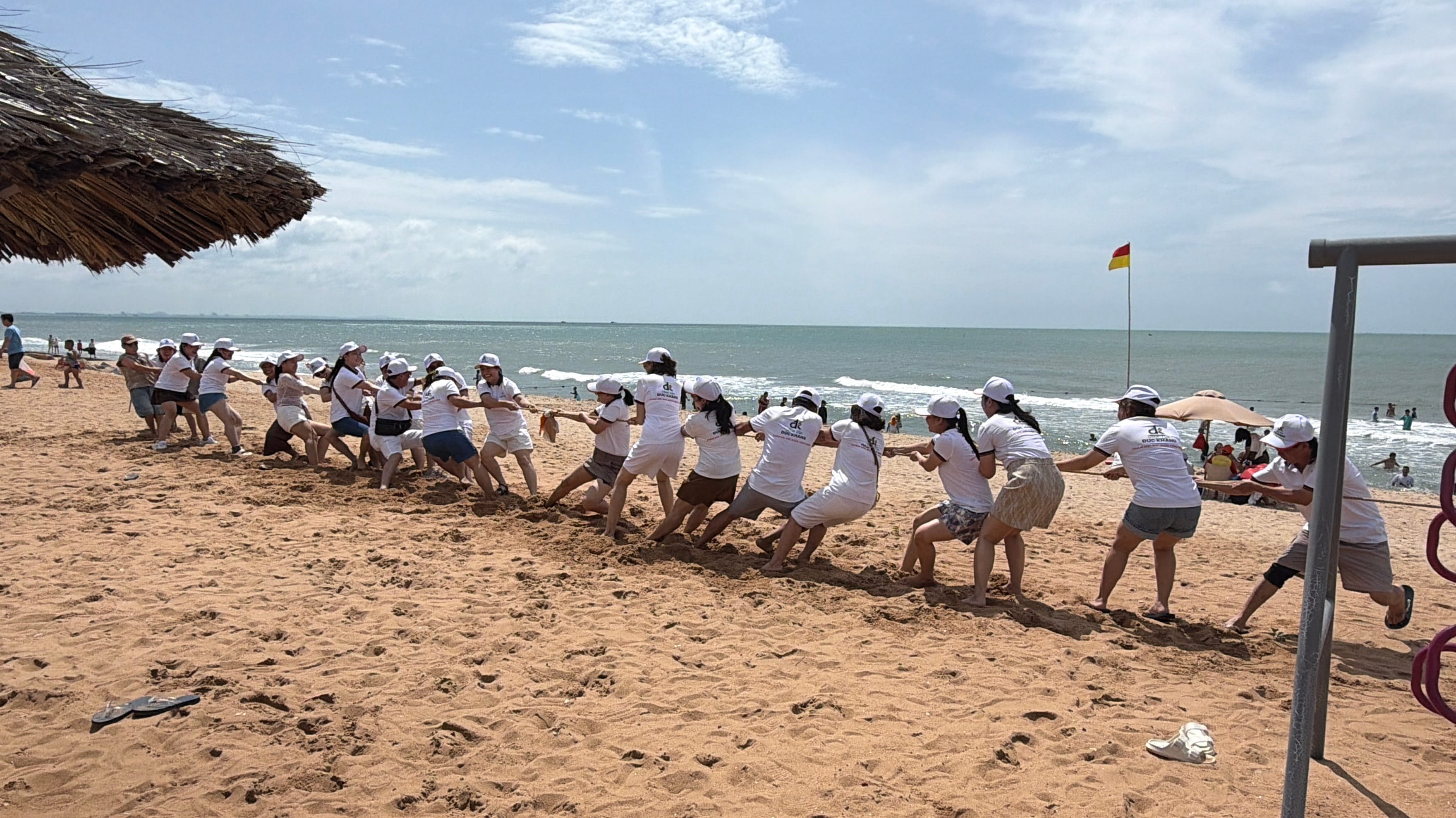 TEAM BUILDING BỆNH VIỆN ĐỨC KHANG – ĐỒNG HÀNH, GẮN KẾT, VƯƠN XA