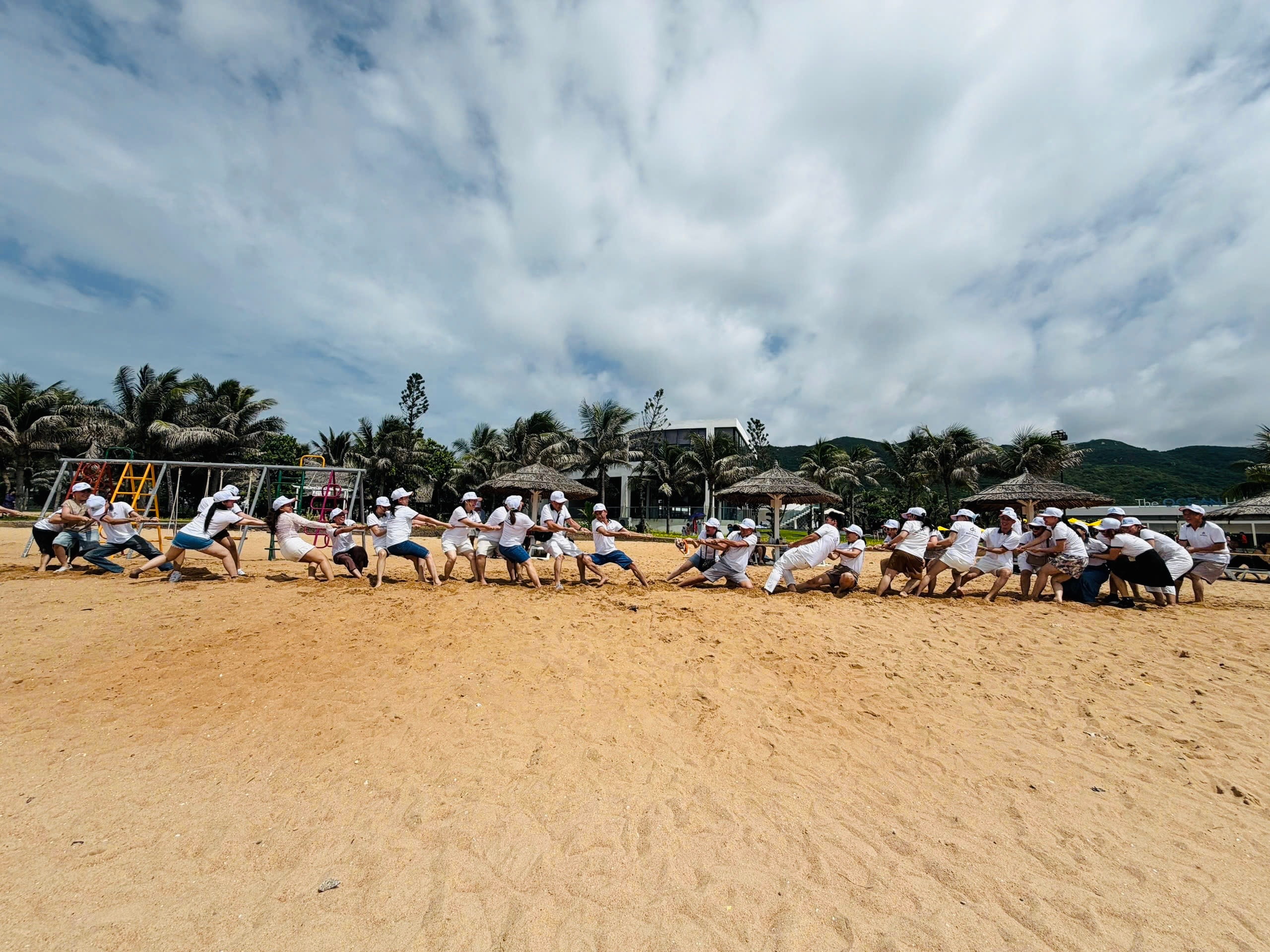 TEAM BUILDING BỆNH VIỆN ĐỨC KHANG – ĐỒNG HÀNH, GẮN KẾT, VƯƠN XA